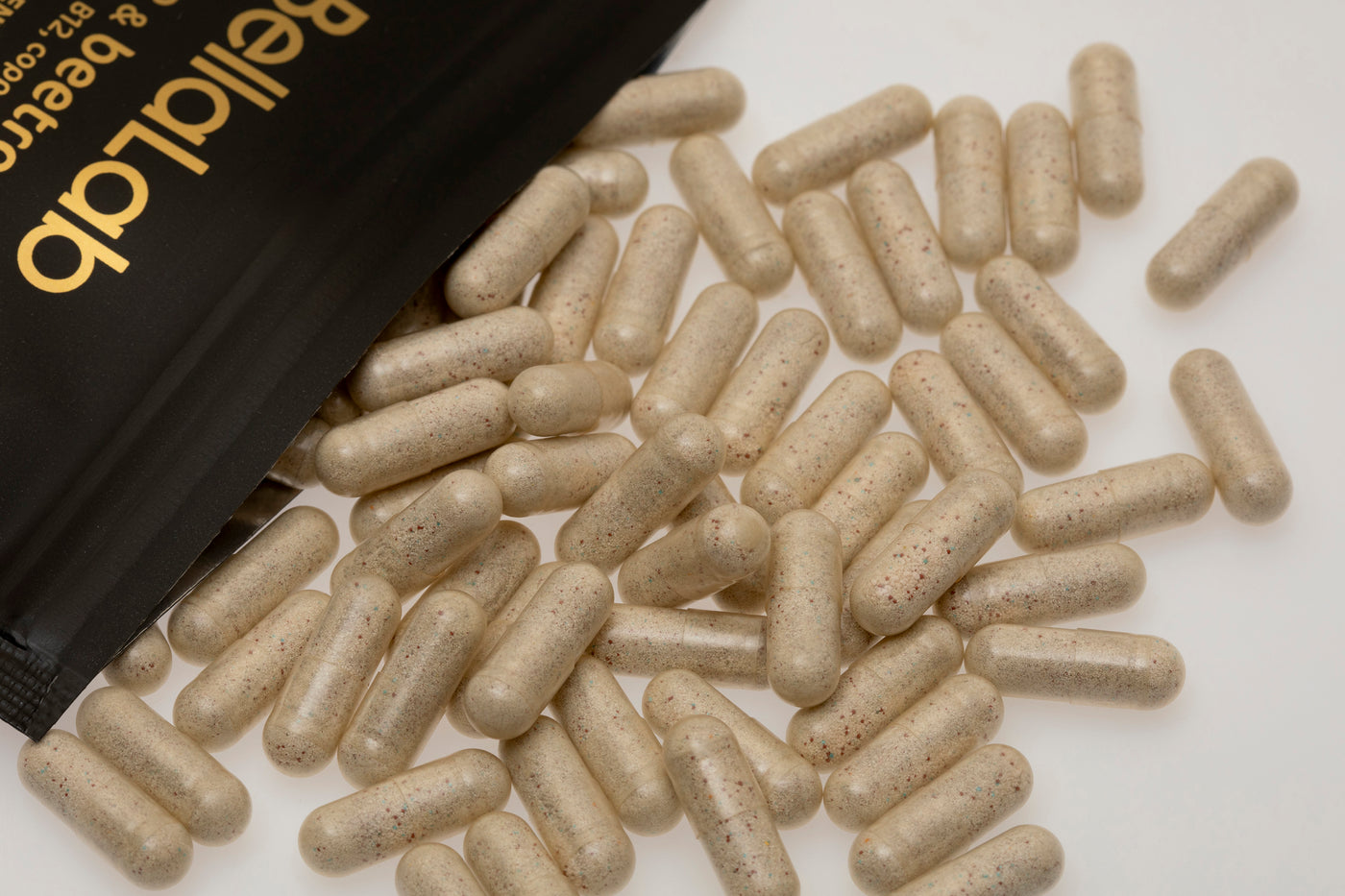 Železo + extrakt z červenej repy + vitamíny kapsul 2