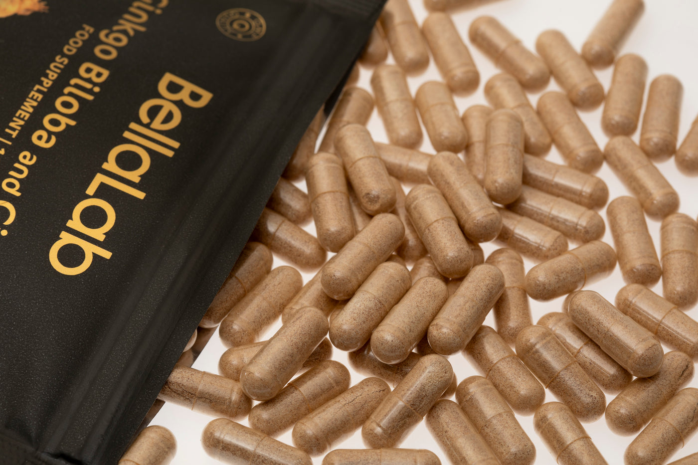 Ginkgo biloba a ženšen (stromy ginka dvojlaločného a čínsky ženšen)